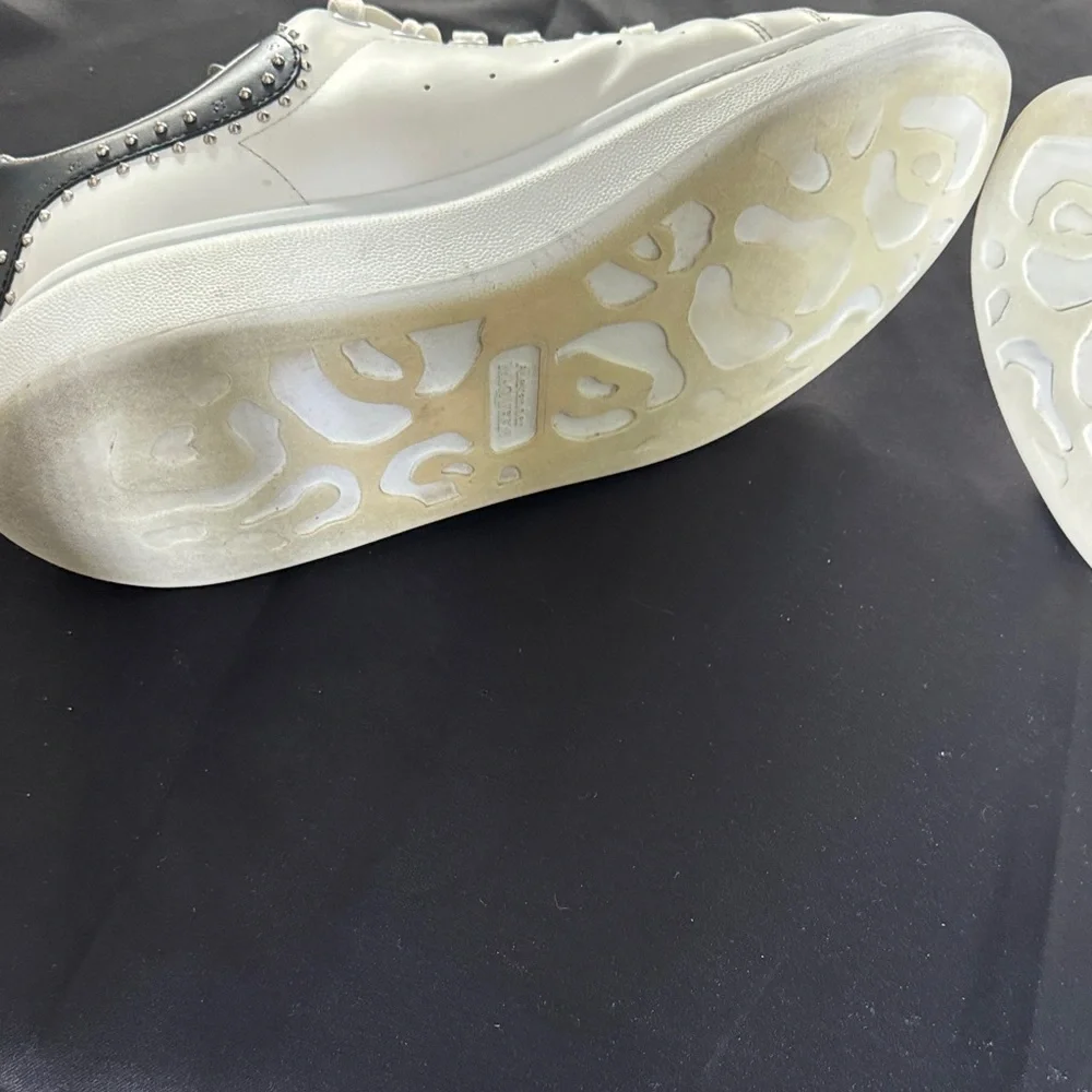 Alexander McQueen White Leather Low-Top Sneakers for Men
